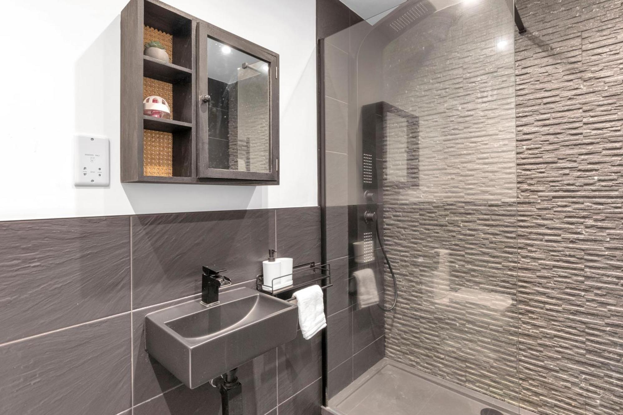 Kensington Home With Private Bathroom & Garden London Exterior photo